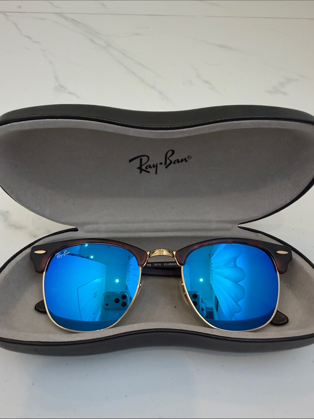 Ray-Ban Gold Frame with Blue Mirrored Lenses Clubmaster Sunglasses